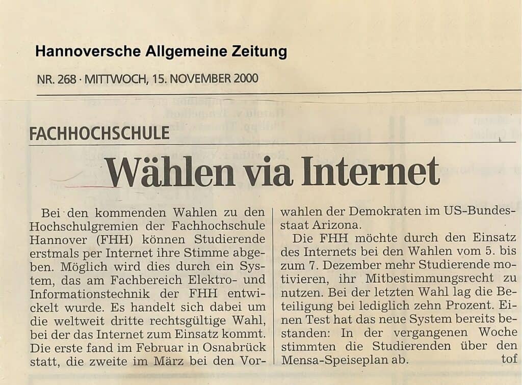 Zeitungsartikel über die Online-Wahl an der Hochschule Hannover im Jahr 2000